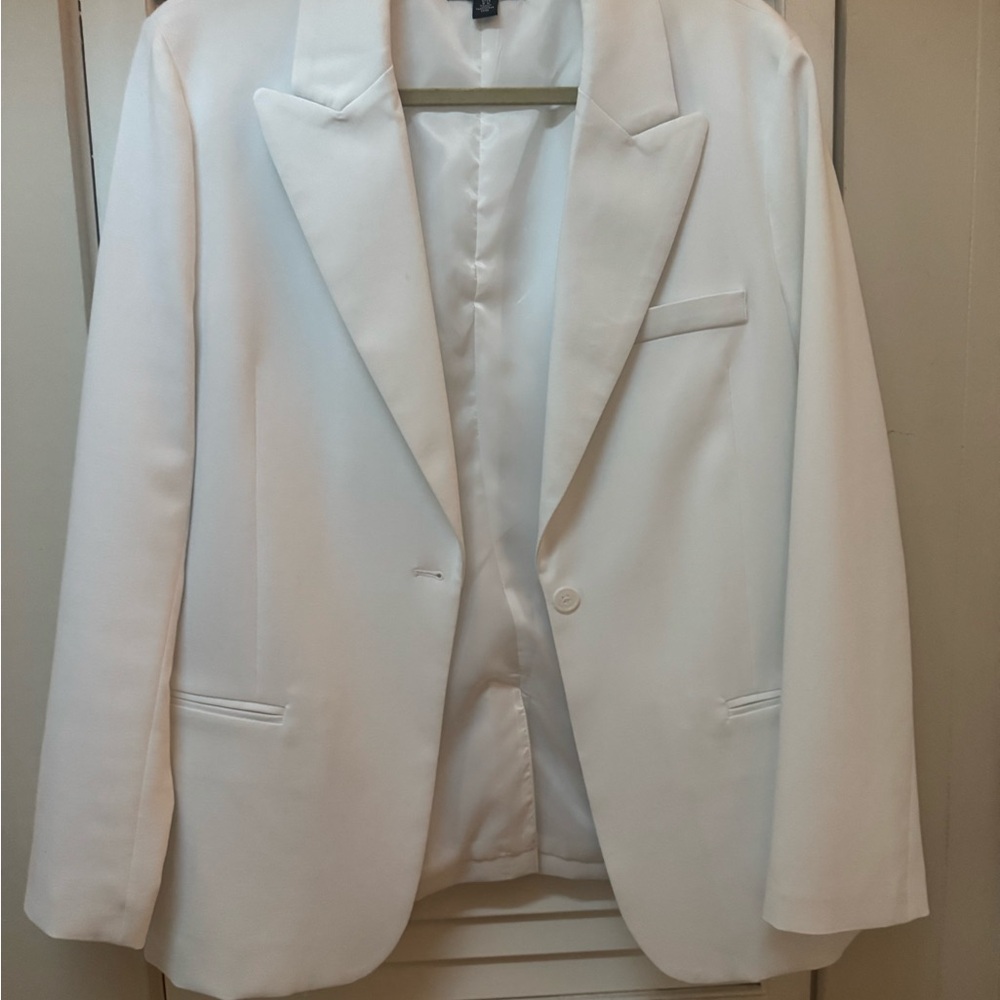 White women’s  Single-Button Blazer -Saks Fifth Ave